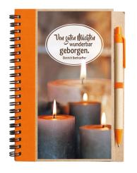 Notizbuch mit Kuli - Kerzen - Von guten Mächten wunderbar geborgen 